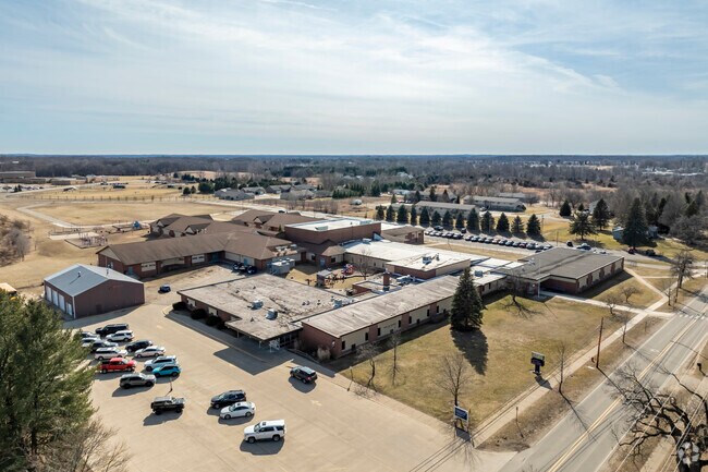 George Long Elementary offers a dynamic learning environment.