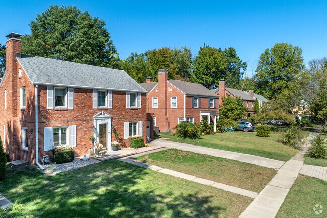 Red brick siding is very common among Old Southwest homes.