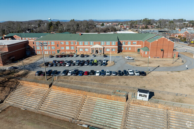 Richard H. Gettys Middle School 3