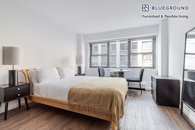 330 E 46th St unit FL5-ID1794, New York, NY 10017 - photo 7