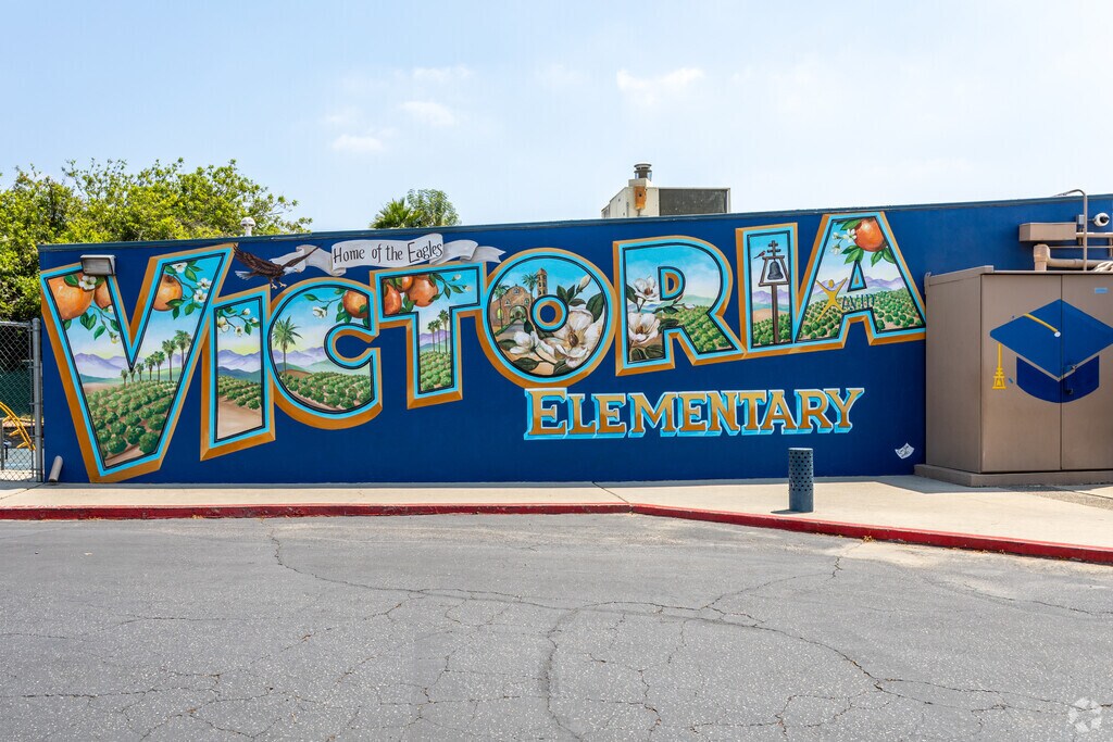 Admire the captivating beauty of the mural at Victoria Elementary School.