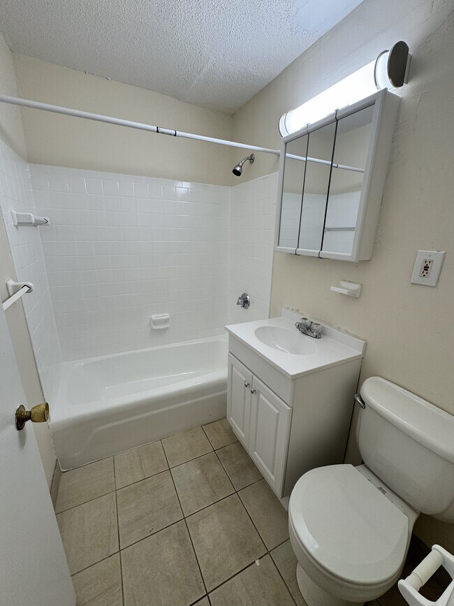 54 Park Ave unit 111, Cambridge, MA 02138 - photo 7
