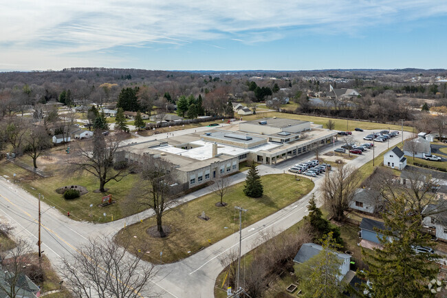 Lannon Elementary School in Lannon, WI is in the Hamilton School District.
