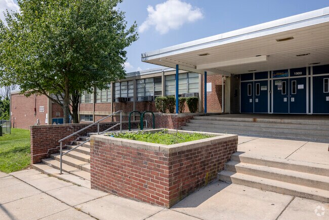 Edgewood Elementary School in Mount Holly strives to help each student reach their goals.