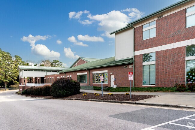 Frances Lacy Elementary School is located in Raleigh, NC.
