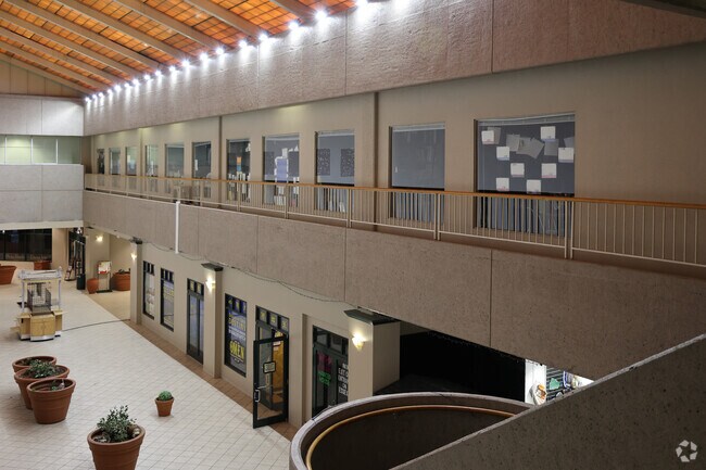 Salem Prep School has a student to teacher ratio of 3 to 1.