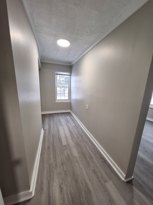 1221 Walnut St, McKeesport, PA 15132 - photo 7