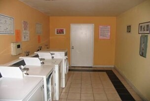 808 W Anaheim St, Wilmington, CA 90744 - photo 6