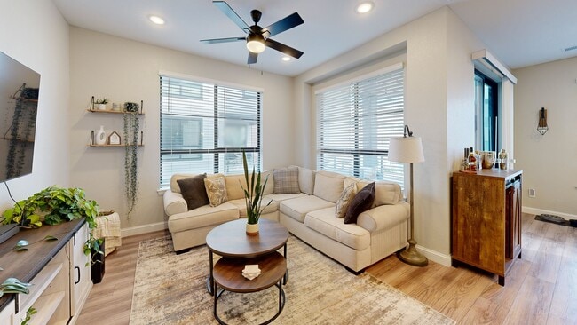 1990 S Holly St unit 3, Denver, CO 80222 - photo 2