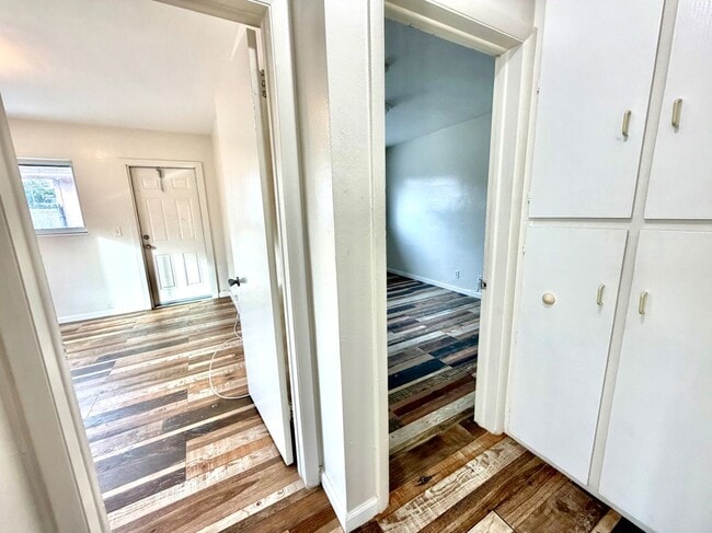 1821 N 17th Ct, Hollywood, FL 33020 - photo 7