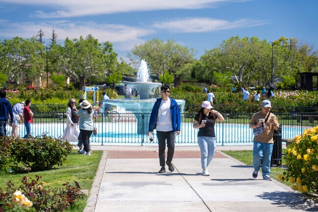 The Rose Garden is near Shasta Hanchett Park in San Jose.