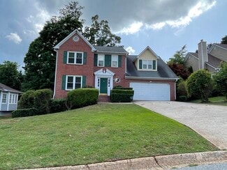 1261 Green Oak Cir, Lawrenceville, GA 30043