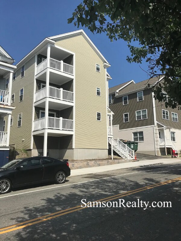 174 Gano St unit 3, Providence, RI 02906 - photo 3
