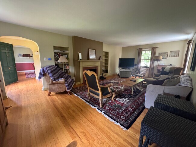 45 Common St, Springfield, VT 05156 - photo 5