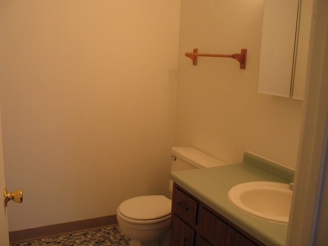 Deer Run Apartments, Chesterton, IN 46304 - photo 3
