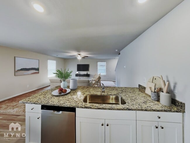 138 Taverners Ln, Angier, NC 27501 - photo 3