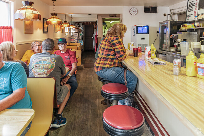 Artie's Tenderloin has been dishing up Indiana Tenderloin since 1938.