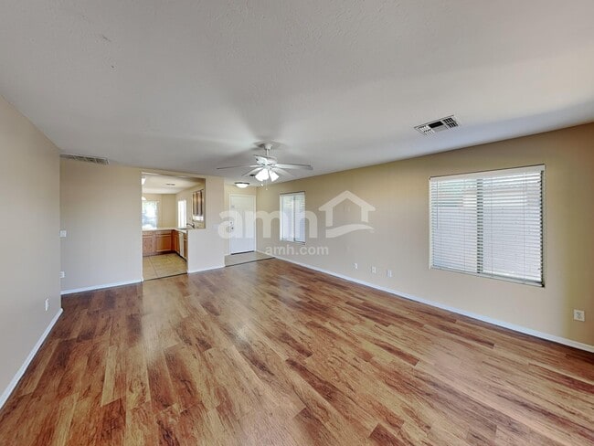 7024 W Rose Ln, Glendale, AZ 85303 - photo 7