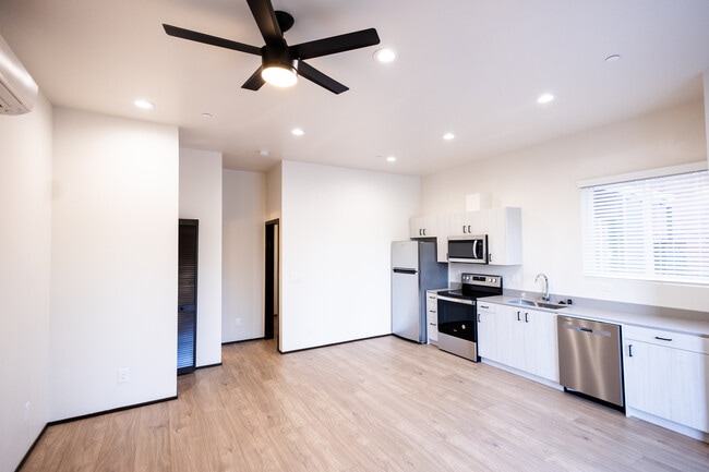 9700 Railroad St, Elk Grove, CA 95624 - photo 2