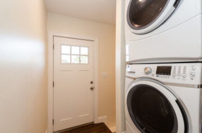 27 1st St unit 1, Medford, MA 02155 - photo 3
