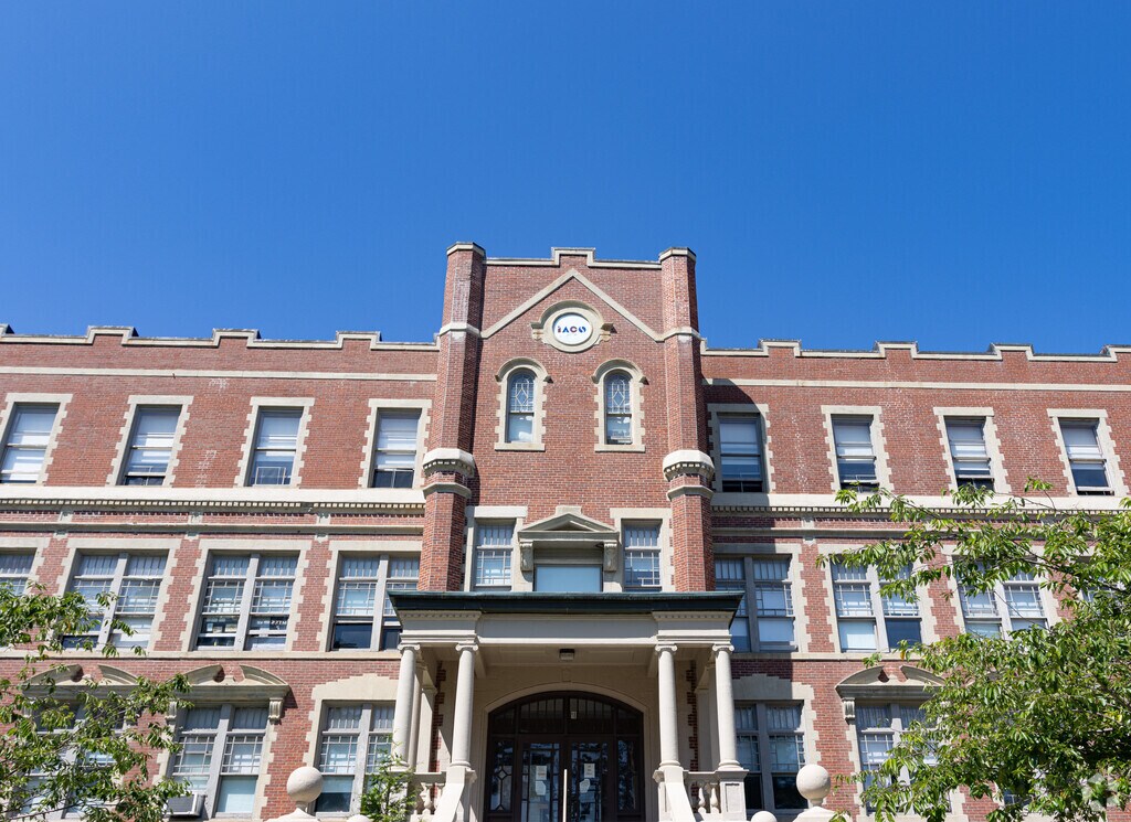 Innovation Academy Charter School is located in the Tyngsboro neighborhood of MA.