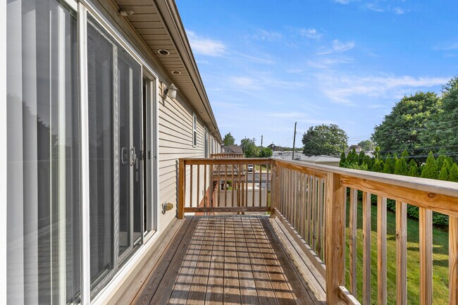 Turnberry Court, Southgate, MI 48195 - photo 7