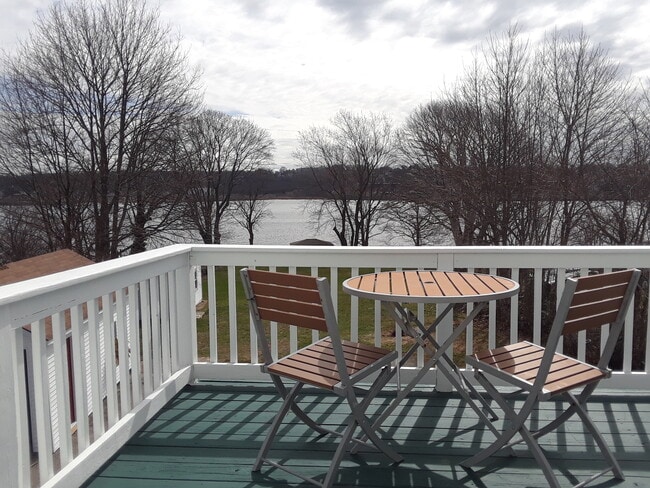 Furnished 2 Bedroom Apartment