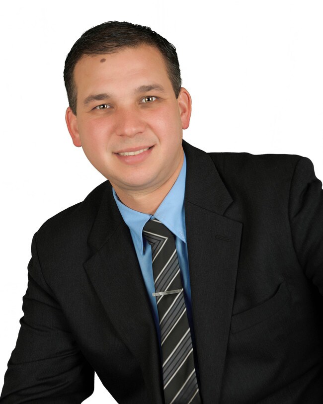 Agent Photo