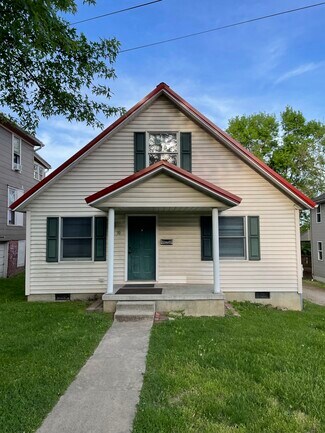 90 N Lancaster St, Athens, OH 45701