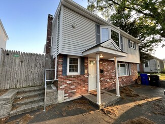 49 Ramsay St Unit 2, Riverside, RI 02915