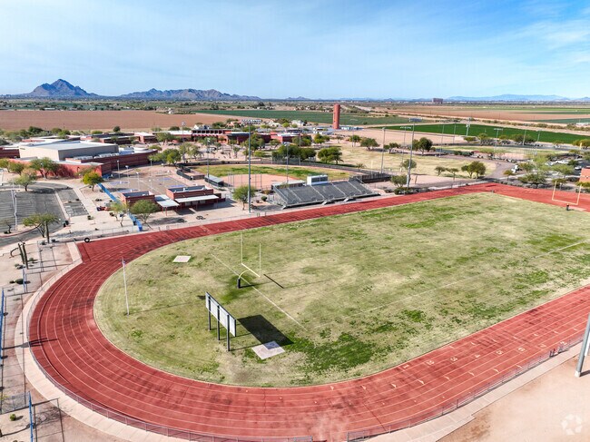 Salt River Academy provides a variety of resources and tools to facilitate student success.