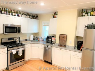 41 Cross St, Somerville, MA 02145
