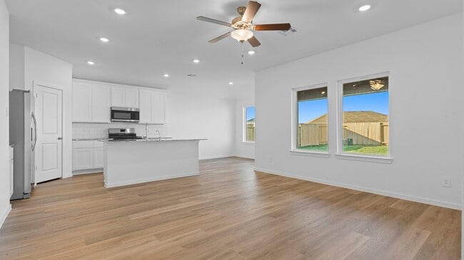 9110 Sunset Marina Way, Iowa Colony, TX 77583 - photo 4