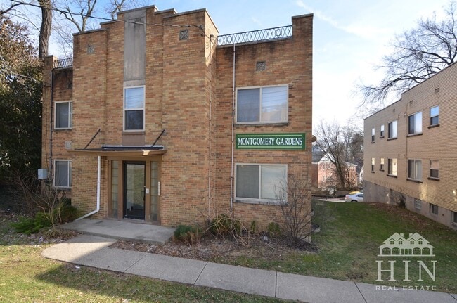 6508 Montgomery Rd unit 3, Cincinnati, OH 45213 - photo 2
