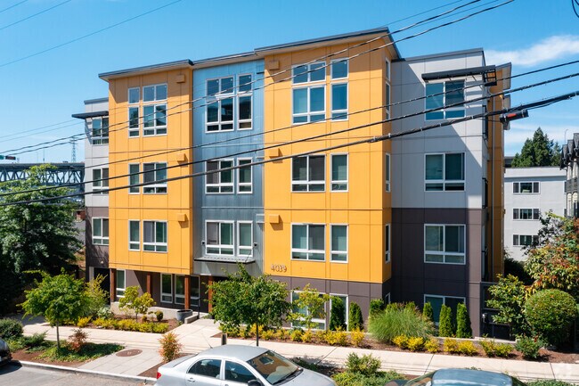 The Courtyard, Seattle, WA 98105 - photo 6