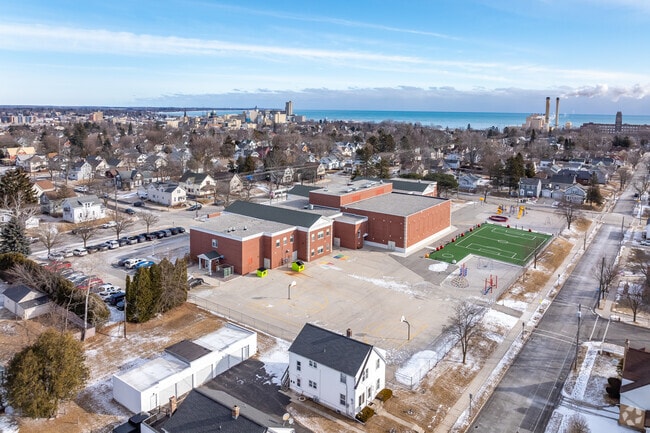 Jefferson Elementary School in Manitowoc.