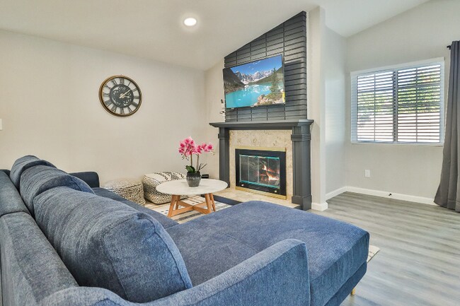 6564 Kelvin Ave, Winnetka, CA 91306 - photo 7