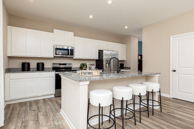 76 Hickory Grove Ave, Lawrenceville, GA 30046 - photo 2