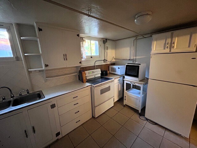 1891 S Pennsylvania St unit apartment basement, Denver, CO 80210 - photo 6