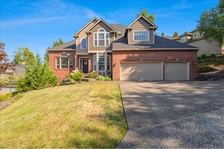 2340 Oakhurst Ln, Lake Oswego, OR 97034