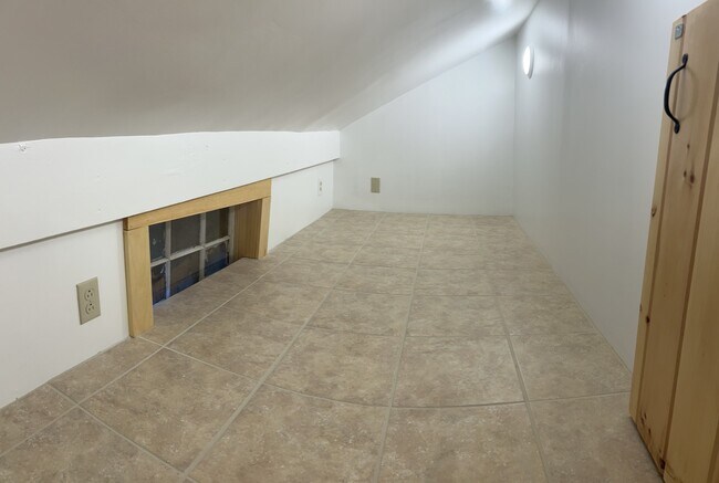 29 N Union St unit 5, Burlington, VT 05401 - photo 4