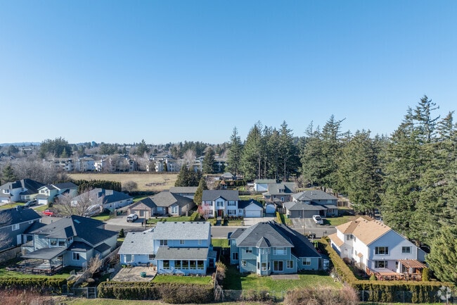 Beautiful homes with stunning views make up the larger part of the Sunrise neighborhood.