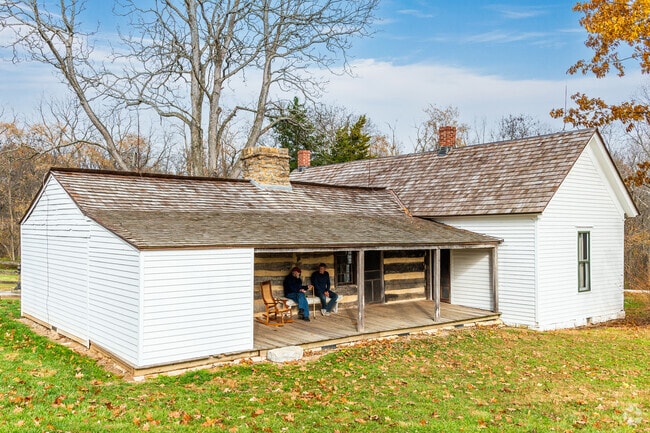The Jesse James Birthplace Museum in Kearney offers a glimpse into the life of the infamous outlaw.