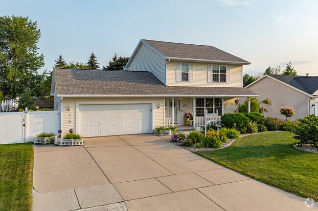 Traditional bi level ranch homes can be found in McAuliffe Park.