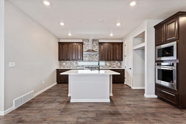 6177 W Stone Mount Way, South Jordan, UT 84009 - photo 4