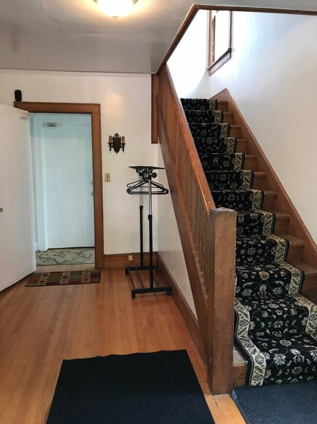 204 Cornell St unit Second Foor, Ithaca, NY 14850 - photo 3