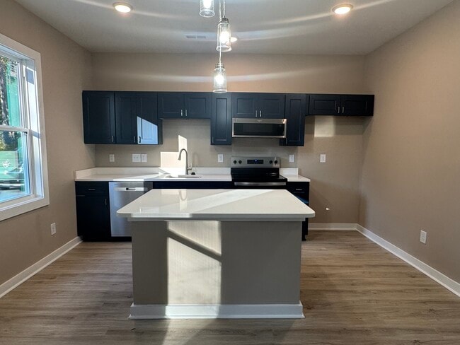 1321 Camden Rd unit 1, Fayetteville, NC 28306 - photo 3