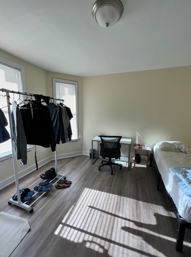 8 Pratt St, Allston, MA 02134 - photo 6