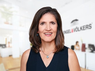 Anne Fish