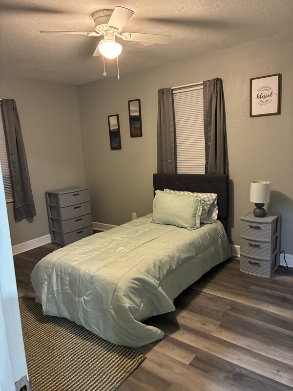 706 E Tinsley St, Griffin, GA 30223
